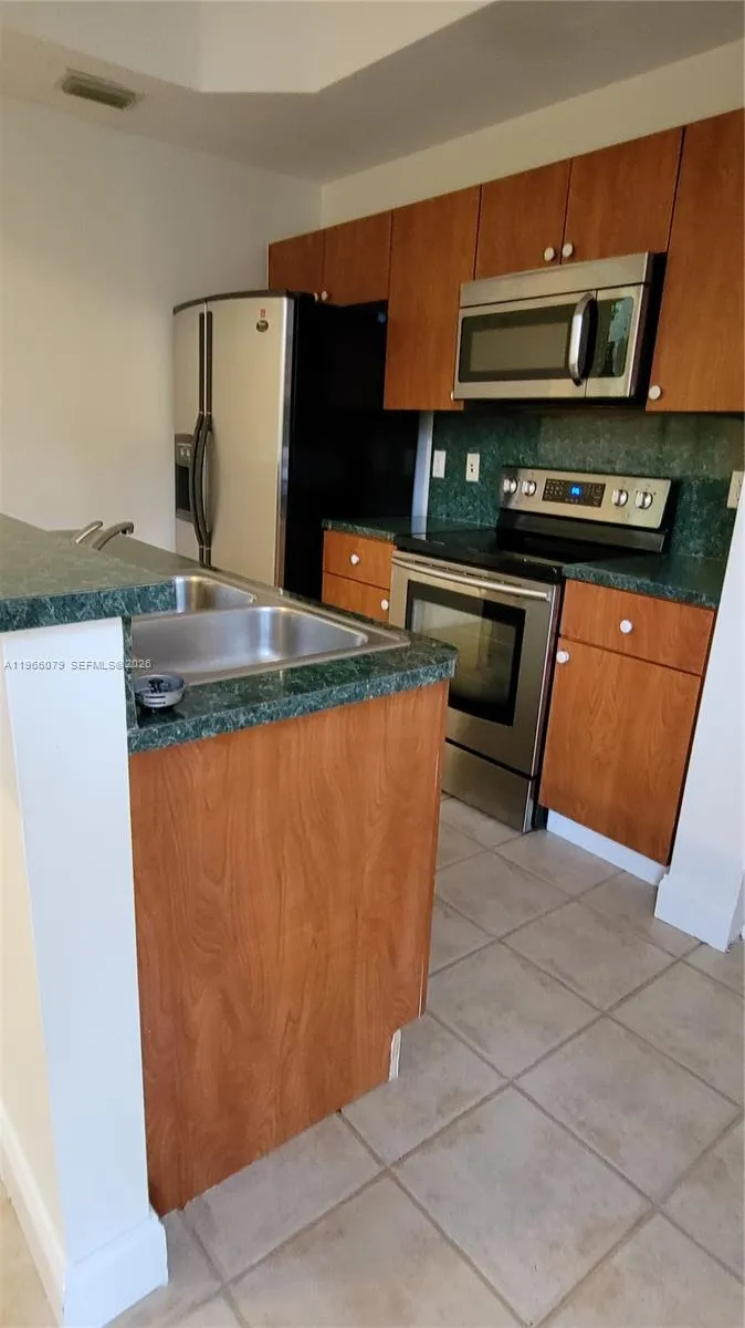 Dania Beach, Florida 33312, 3 Bedrooms Bedrooms, ,3 BathroomsBathrooms,Residential Lease,For Rent,A11966079