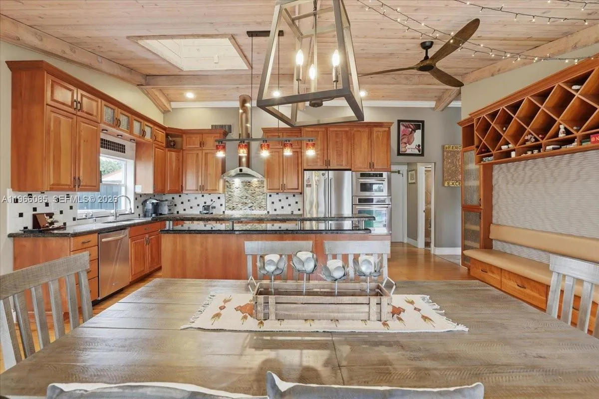 960 Bayberry Point Dr, Plantation, Florida 33324, Plantation, Florida 33324, 4 Bedrooms Bedrooms, ,3 BathroomsBathrooms,Residential,For Sale,960 Bayberry Point Dr, Plantation, Florida 33324,A11966085