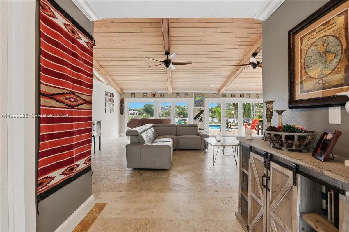 960 Bayberry Point Dr, Plantation, Florida 33324, Plantation, Florida 33324, 4 Bedrooms Bedrooms, ,3 BathroomsBathrooms,Residential,For Sale,960 Bayberry Point Dr, Plantation, Florida 33324,A11966085