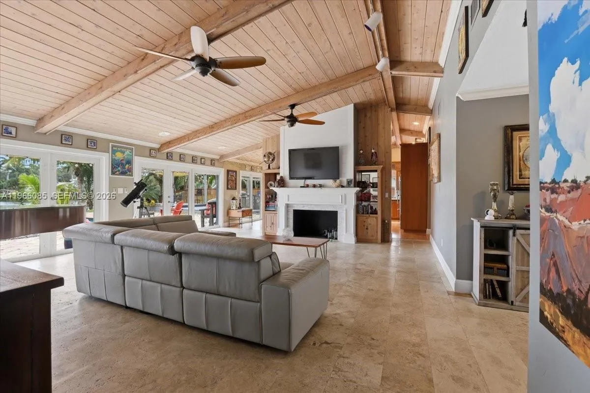 960 Bayberry Point Dr, Plantation, Florida 33324, Plantation, Florida 33324, 4 Bedrooms Bedrooms, ,3 BathroomsBathrooms,Residential,For Sale,960 Bayberry Point Dr, Plantation, Florida 33324,A11966085