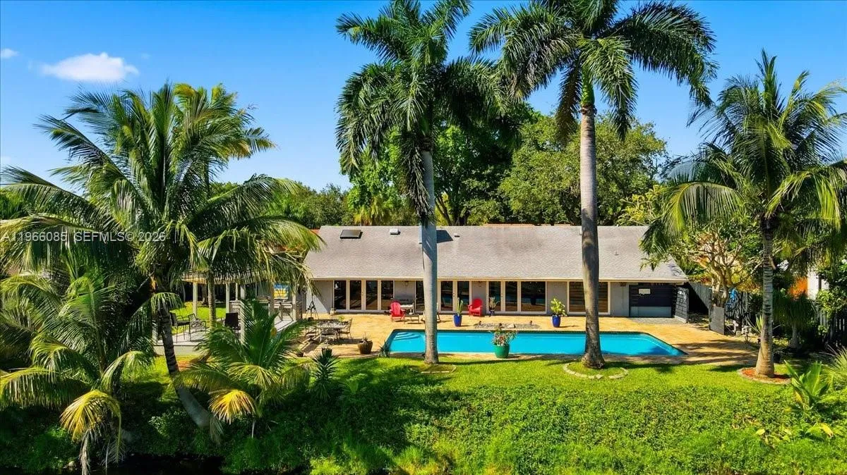 960 Bayberry Point Dr, Plantation, Florida 33324, Plantation, Florida 33324, 4 Bedrooms Bedrooms, ,3 BathroomsBathrooms,Residential,For Sale,960 Bayberry Point Dr, Plantation, Florida 33324,A11966085