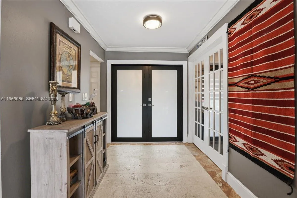 960 Bayberry Point Dr, Plantation, Florida 33324, Plantation, Florida 33324, 4 Bedrooms Bedrooms, ,3 BathroomsBathrooms,Residential,For Sale,960 Bayberry Point Dr, Plantation, Florida 33324,A11966085