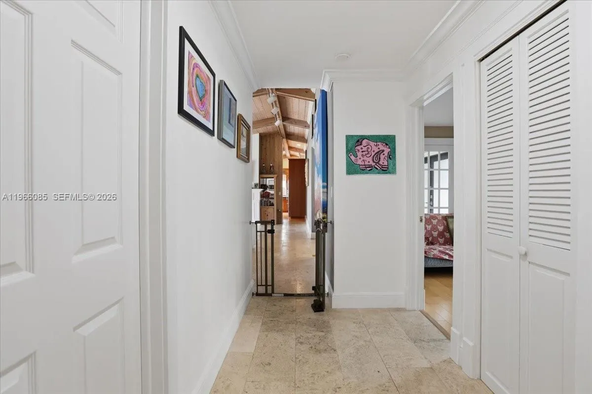 960 Bayberry Point Dr, Plantation, Florida 33324, Plantation, Florida 33324, 4 Bedrooms Bedrooms, ,3 BathroomsBathrooms,Residential,For Sale,960 Bayberry Point Dr, Plantation, Florida 33324,A11966085