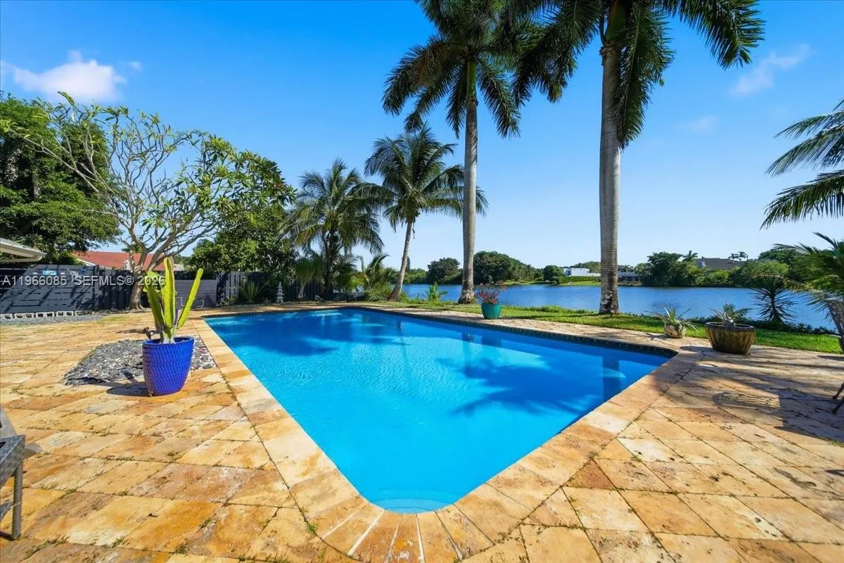 960 Bayberry Point Dr, Plantation, Florida 33324, Plantation, Florida 33324, 4 Bedrooms Bedrooms, ,3 BathroomsBathrooms,Residential,For Sale,960 Bayberry Point Dr, Plantation, Florida 33324,A11966085