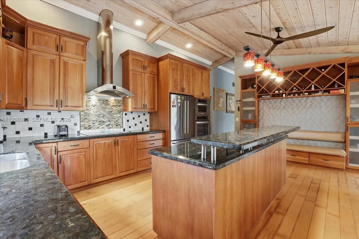 960 Bayberry Point Dr, Plantation, Florida 33324, Plantation, Florida 33324, 4 Bedrooms Bedrooms, ,3 BathroomsBathrooms,Residential,For Sale,960 Bayberry Point Dr, Plantation, Florida 33324,A11966085