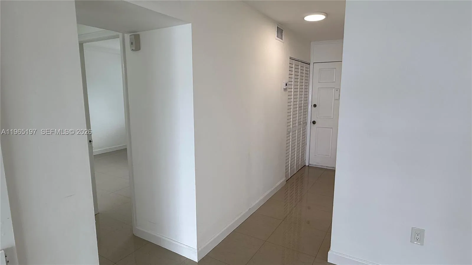 3849 Ne 169th St 201, North Miami Beach, Florida 3, North Miami Beach, Florida 33160, 2 Bedrooms Bedrooms, ,2 BathroomsBathrooms,Residential,For Sale,3849 Ne 169th St 201, North Miami Beach, Florida 3,A11965197