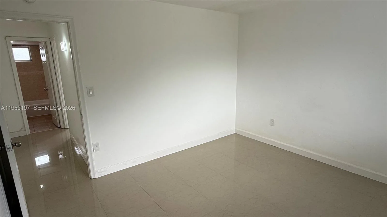 3849 Ne 169th St 201, North Miami Beach, Florida 3, North Miami Beach, Florida 33160, 2 Bedrooms Bedrooms, ,2 BathroomsBathrooms,Residential,For Sale,3849 Ne 169th St 201, North Miami Beach, Florida 3,A11965197