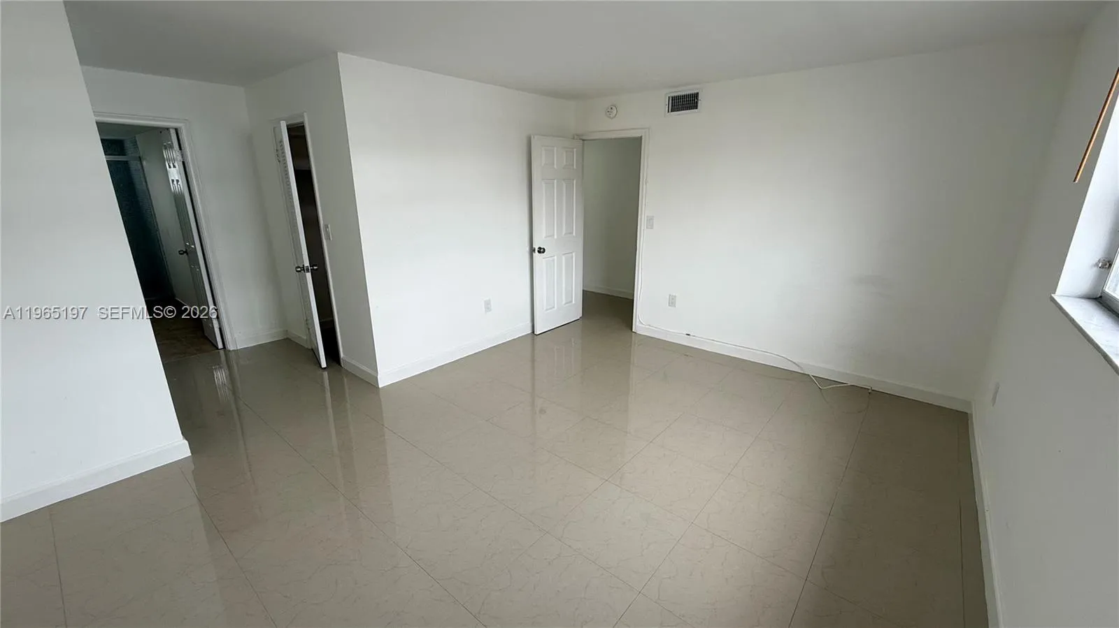 3849 Ne 169th St 201, North Miami Beach, Florida 3, North Miami Beach, Florida 33160, 2 Bedrooms Bedrooms, ,2 BathroomsBathrooms,Residential,For Sale,3849 Ne 169th St 201, North Miami Beach, Florida 3,A11965197