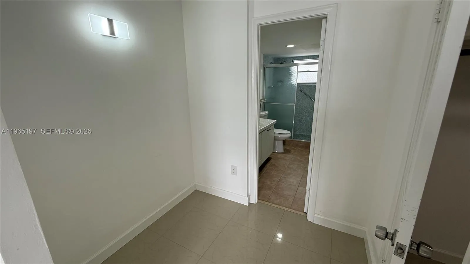 3849 Ne 169th St 201, North Miami Beach, Florida 3, North Miami Beach, Florida 33160, 2 Bedrooms Bedrooms, ,2 BathroomsBathrooms,Residential,For Sale,3849 Ne 169th St 201, North Miami Beach, Florida 3,A11965197