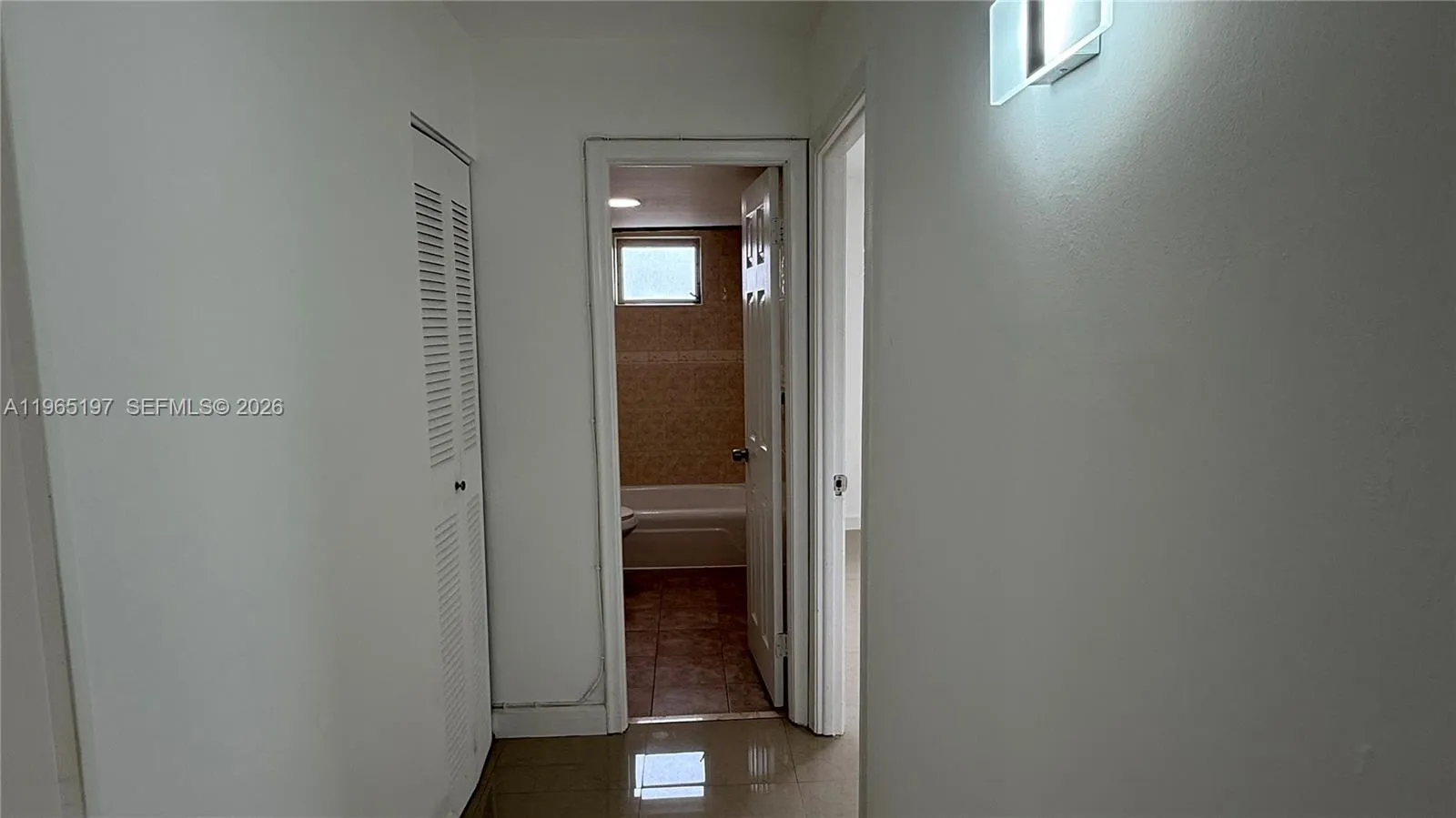3849 Ne 169th St 201, North Miami Beach, Florida 3, North Miami Beach, Florida 33160, 2 Bedrooms Bedrooms, ,2 BathroomsBathrooms,Residential,For Sale,3849 Ne 169th St 201, North Miami Beach, Florida 3,A11965197