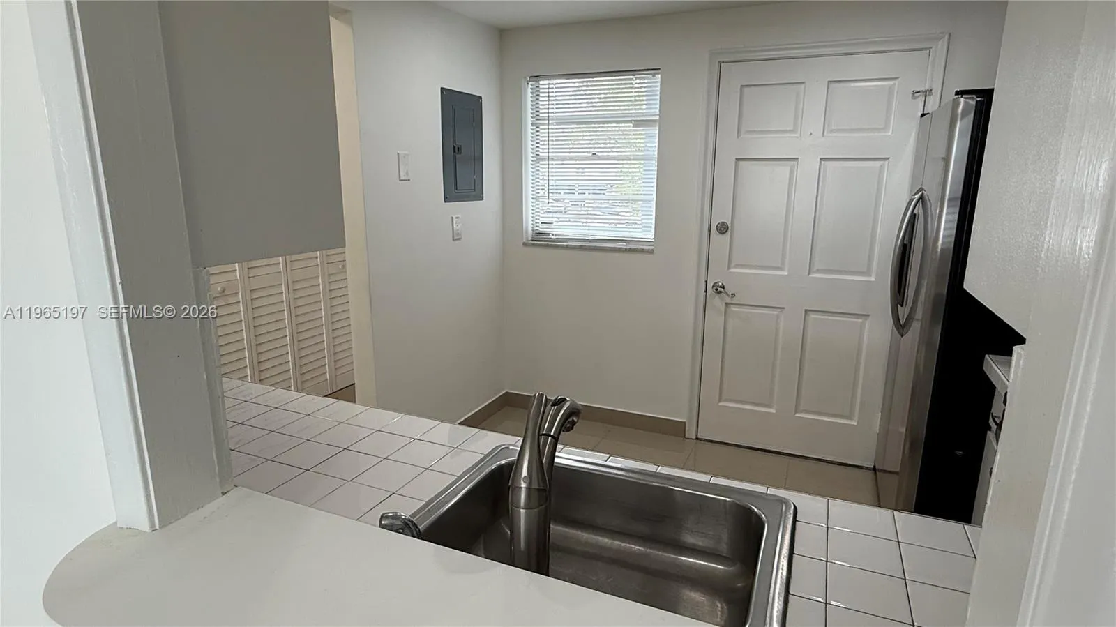 3849 Ne 169th St 201, North Miami Beach, Florida 3, North Miami Beach, Florida 33160, 2 Bedrooms Bedrooms, ,2 BathroomsBathrooms,Residential,For Sale,3849 Ne 169th St 201, North Miami Beach, Florida 3,A11965197