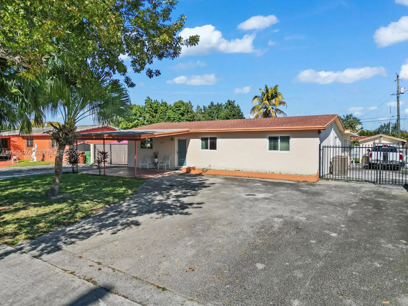 655 W 70th Pl, Hialeah, Florida 33014, Hialeah, Florida 33014, 4 Bedrooms Bedrooms, ,2 BathroomsBathrooms,Residential,For Sale,655 W 70th Pl, Hialeah, Florida 33014,A11965974