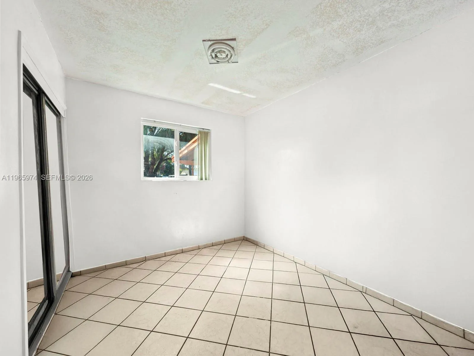 655 W 70th Pl, Hialeah, Florida 33014, Hialeah, Florida 33014, 4 Bedrooms Bedrooms, ,2 BathroomsBathrooms,Residential,For Sale,655 W 70th Pl, Hialeah, Florida 33014,A11965974