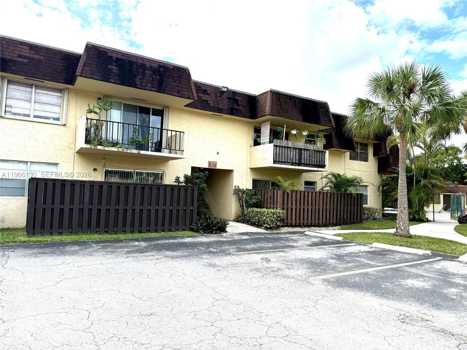 13710 Sw 90th Ave C, Miami, Florida 33176, Miami, Florida 33176, 1 Bedroom Bedrooms, ,1 BathroomBathrooms,Residential Lease,For Rent,13710 Sw 90th Ave C, Miami, Florida 33176,A11966130