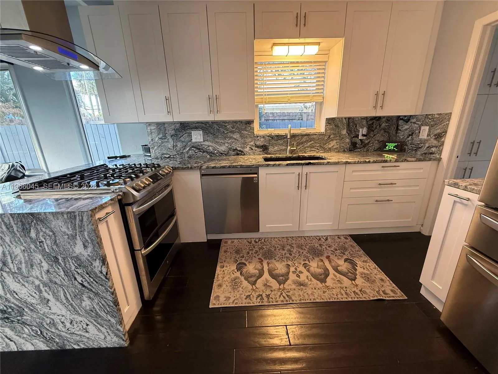 561 Se 3rd Ter, Pompano Beach, Florida 33060, Pompano Beach, Florida 33060, 3 Bedrooms Bedrooms, 8 Rooms Rooms,2 BathroomsBathrooms,Residential,For Sale,561 Se 3rd Ter, Pompano Beach, Florida 33060,A11966045