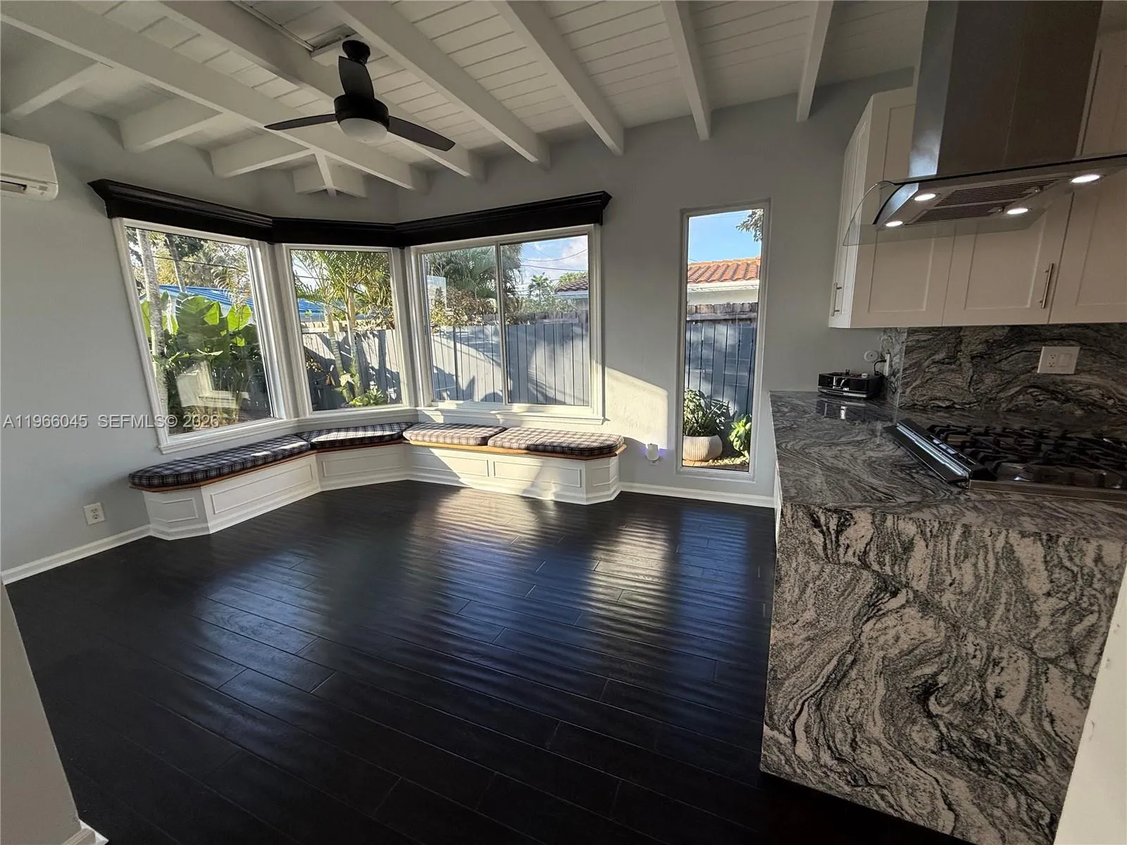 561 Se 3rd Ter, Pompano Beach, Florida 33060, Pompano Beach, Florida 33060, 3 Bedrooms Bedrooms, 8 Rooms Rooms,2 BathroomsBathrooms,Residential,For Sale,561 Se 3rd Ter, Pompano Beach, Florida 33060,A11966045