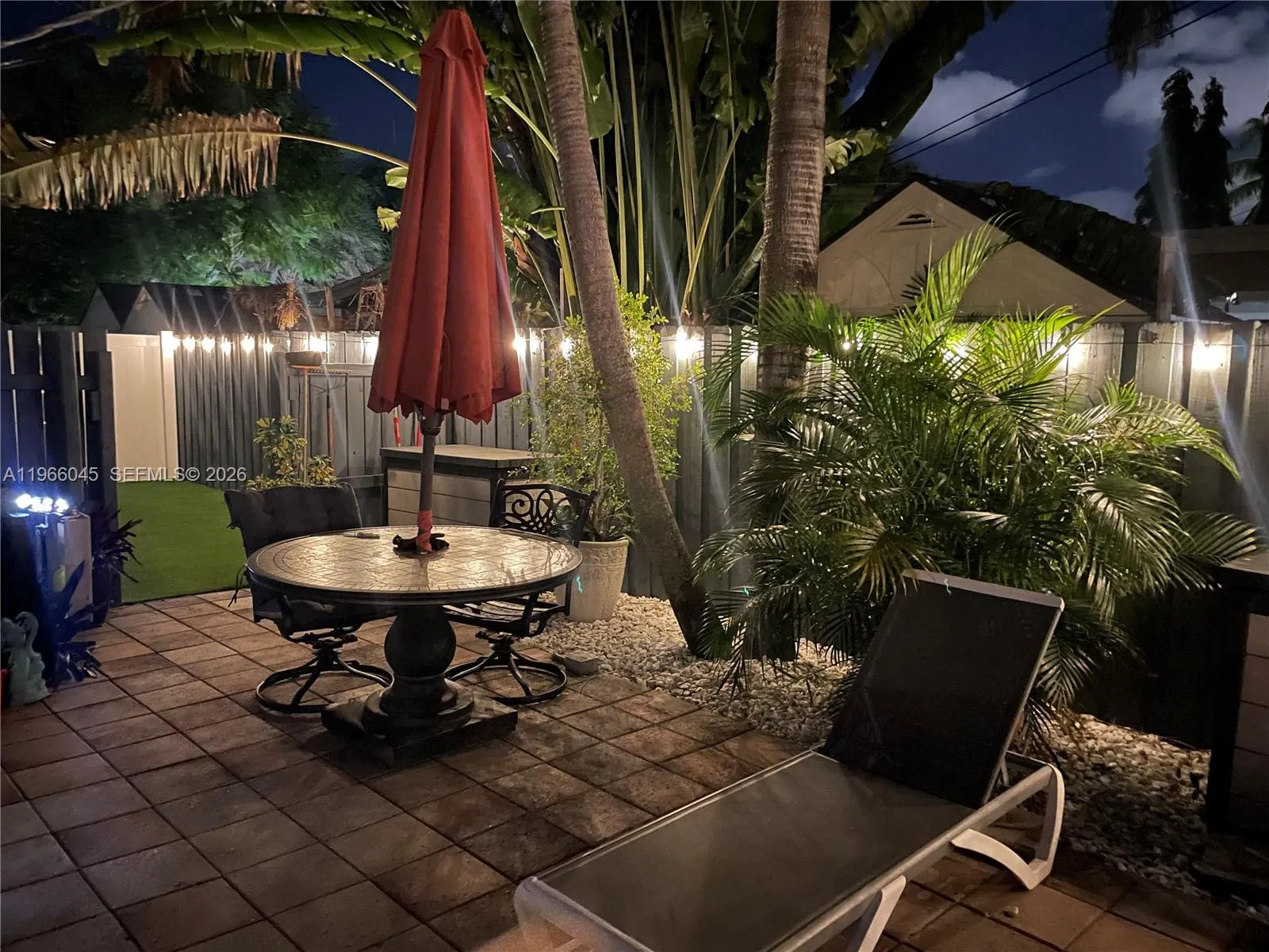 561 Se 3rd Ter, Pompano Beach, Florida 33060, Pompano Beach, Florida 33060, 3 Bedrooms Bedrooms, 8 Rooms Rooms,2 BathroomsBathrooms,Residential,For Sale,561 Se 3rd Ter, Pompano Beach, Florida 33060,A11966045