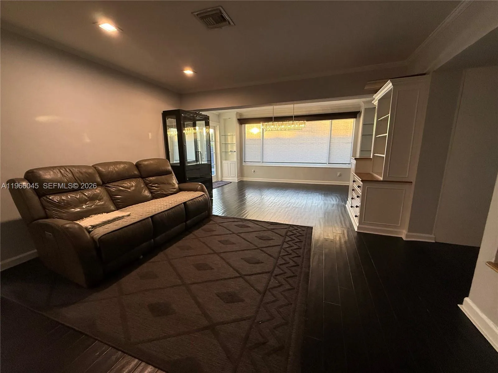 561 Se 3rd Ter, Pompano Beach, Florida 33060, Pompano Beach, Florida 33060, 3 Bedrooms Bedrooms, 8 Rooms Rooms,2 BathroomsBathrooms,Residential,For Sale,561 Se 3rd Ter, Pompano Beach, Florida 33060,A11966045