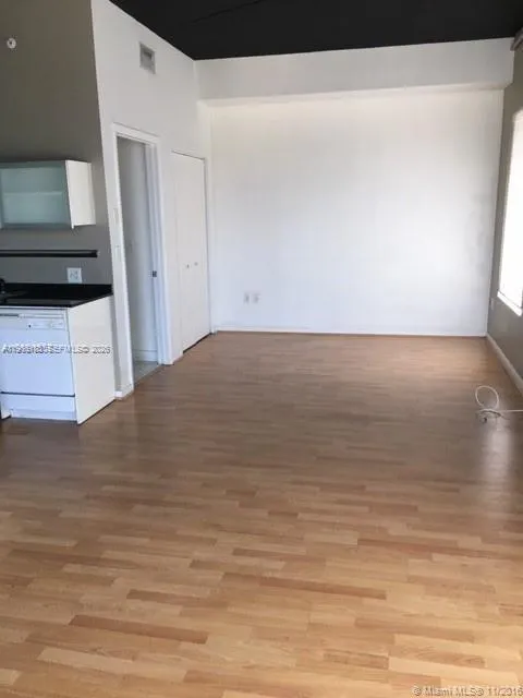 10 Sw South River Dr 704, Miami, Florida 33130, Miami, Florida 33130, 2 Bedrooms Bedrooms, ,2 BathroomsBathrooms,Residential,For Sale,10 Sw South River Dr 704, Miami, Florida 33130,A11966138