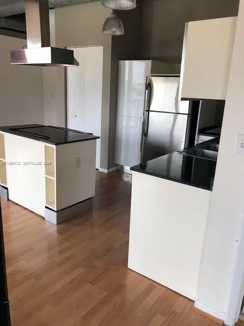 10 Sw South River Dr 704, Miami, Florida 33130, Miami, Florida 33130, 2 Bedrooms Bedrooms, ,2 BathroomsBathrooms,Residential,For Sale,10 Sw South River Dr 704, Miami, Florida 33130,A11966138