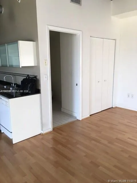 10 Sw South River Dr 704, Miami, Florida 33130, Miami, Florida 33130, 2 Bedrooms Bedrooms, ,2 BathroomsBathrooms,Residential,For Sale,10 Sw South River Dr 704, Miami, Florida 33130,A11966138