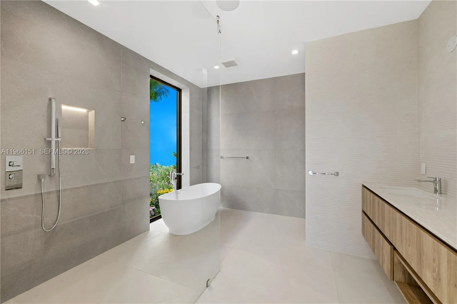 2050 S Hibiscus Dr, North Miami, Florida 33181, North Miami, Florida 33181, 6 Bedrooms Bedrooms, ,5 BathroomsBathrooms,Residential,For Sale,2050 S Hibiscus Dr, North Miami, Florida 33181,A11966151