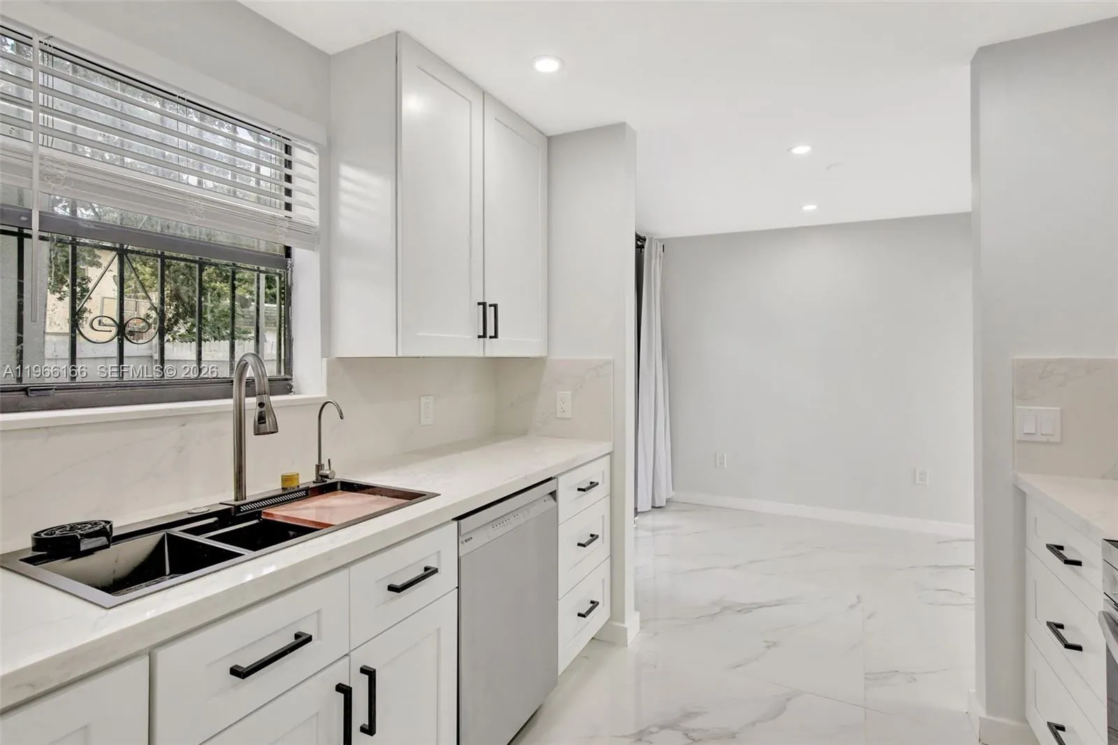 3916 Nw 207th St Rd, Miami Gardens, Florida 33055, Miami Gardens, Florida 33055, 4 Bedrooms Bedrooms, ,2 BathroomsBathrooms,Residential,For Sale,3916 Nw 207th St Rd, Miami Gardens, Florida 33055,A11966166