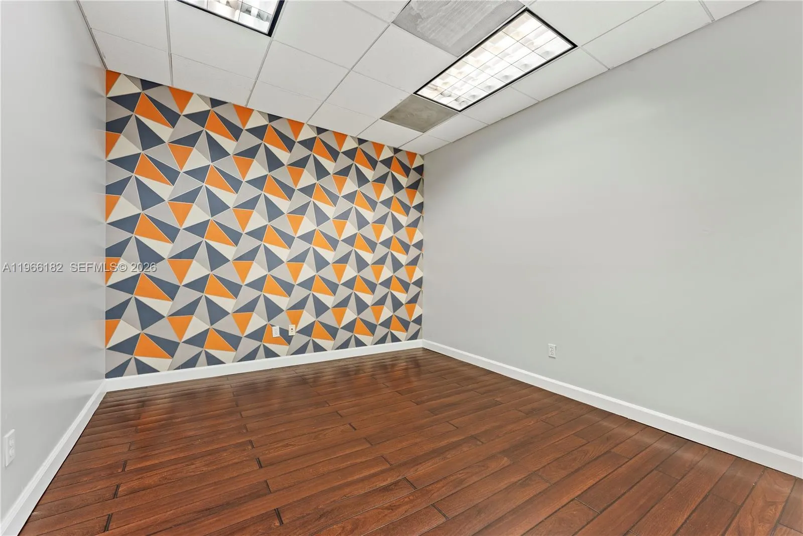 20191 Ne 16th Pl 20191, Miami, Florida 33179, Miami, Florida 33179, ,Commercial Lease,For Rent,20191 Ne 16th Pl 20191, Miami, Florida 33179,A11966182
