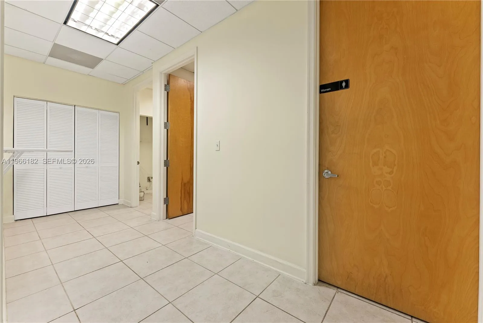 20191 Ne 16th Pl 20191, Miami, Florida 33179, Miami, Florida 33179, ,Commercial Lease,For Rent,20191 Ne 16th Pl 20191, Miami, Florida 33179,A11966182