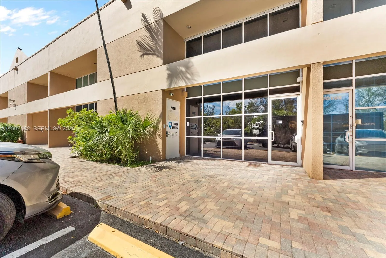 20191 Ne 16th Pl 20191, Miami, Florida 33179, Miami, Florida 33179, ,Commercial Lease,For Rent,20191 Ne 16th Pl 20191, Miami, Florida 33179,A11966182
