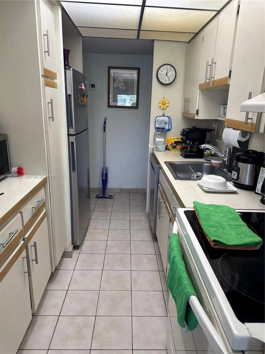 9350 W Flagler St 105a, Miami, Florida 33174, Miami, Florida 33174, 1 Bedroom Bedrooms, ,1 BathroomBathrooms,Residential,For Sale,9350 W Flagler St 105a, Miami, Florida 33174,A11960836