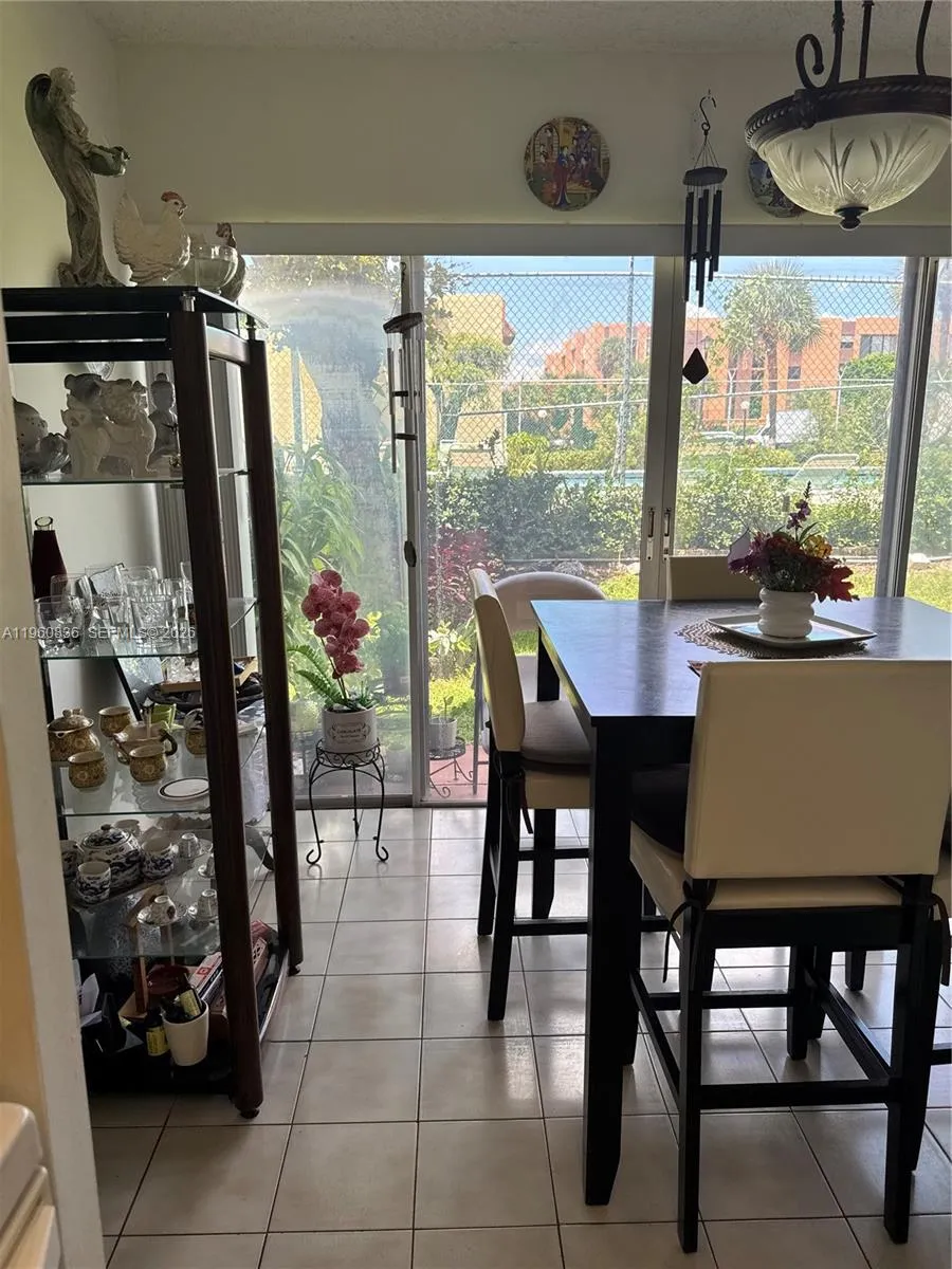 9350 W Flagler St 105a, Miami, Florida 33174, Miami, Florida 33174, 1 Bedroom Bedrooms, ,1 BathroomBathrooms,Residential,For Sale,9350 W Flagler St 105a, Miami, Florida 33174,A11960836