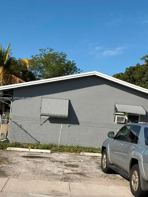 1913 Sw Gardenia Rd, Fort Lauderdale, Florida 3331, Fort Lauderdale, Florida 33317, ,Residential Income,For Sale,1913 Sw Gardenia Rd, Fort Lauderdale, Florida 3331,A11959029