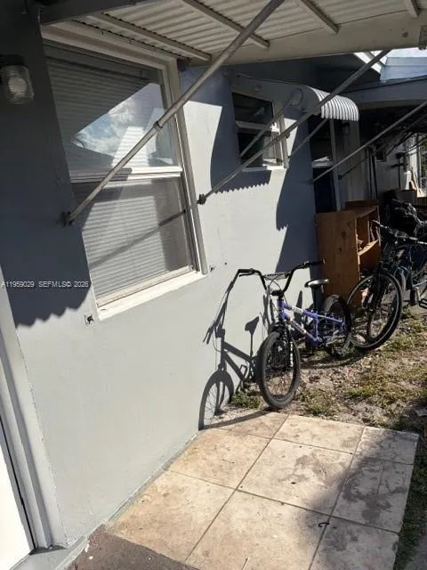 1913 Sw Gardenia Rd, Fort Lauderdale, Florida 3331, Fort Lauderdale, Florida 33317, ,Residential Income,For Sale,1913 Sw Gardenia Rd, Fort Lauderdale, Florida 3331,A11959029