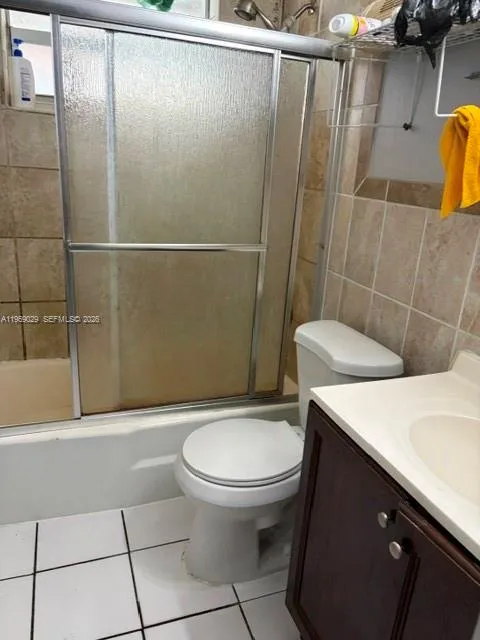 1913 Sw Gardenia Rd, Fort Lauderdale, Florida 3331, Fort Lauderdale, Florida 33317, ,Residential Income,For Sale,1913 Sw Gardenia Rd, Fort Lauderdale, Florida 3331,A11959029