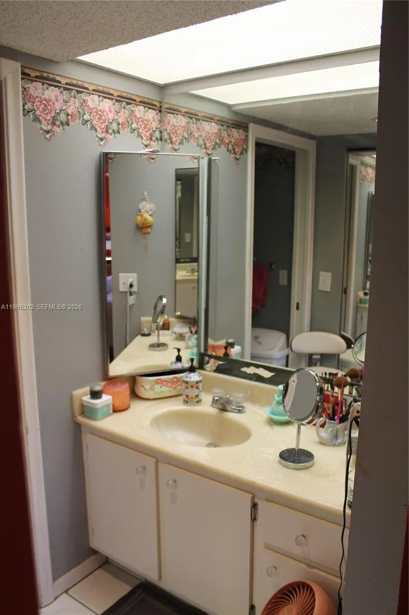 12500 Sw 6th St 202n, Pembroke Pines, Florida 3302, Pembroke Pines, Florida 33027, 2 Bedrooms Bedrooms, ,2 BathroomsBathrooms,Residential Lease,For Rent,12500 Sw 6th St 202n, Pembroke Pines, Florida 3302,A11966202