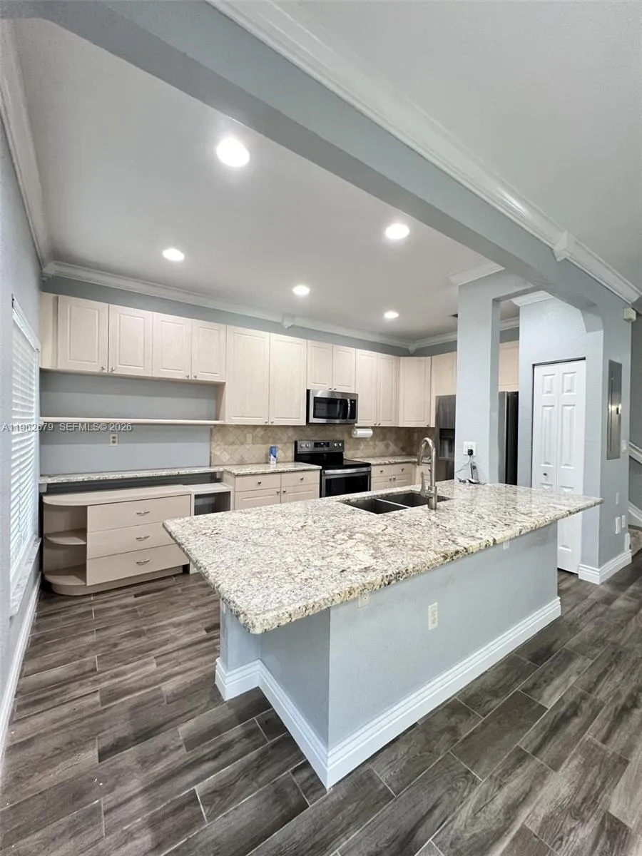 3124 Merrick Ter 1905, Margate, Florida 33063, Margate, Florida 33063, 3 Bedrooms Bedrooms, ,3 BathroomsBathrooms,Residential Lease,For Rent,3124 Merrick Ter 1905, Margate, Florida 33063,A11962679