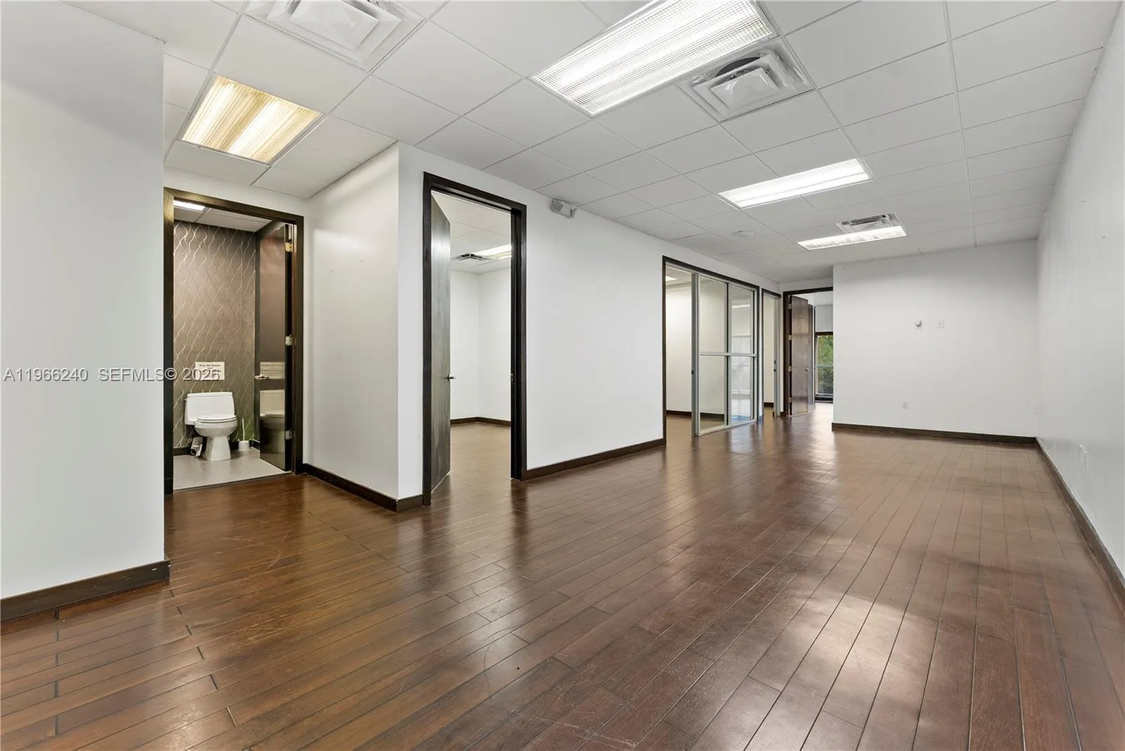 20185 Ne 16th Pl, Miami, Florida 33179, Miami, Florida 33179, ,Commercial Lease,For Rent,20185 Ne 16th Pl, Miami, Florida 33179,A11966240