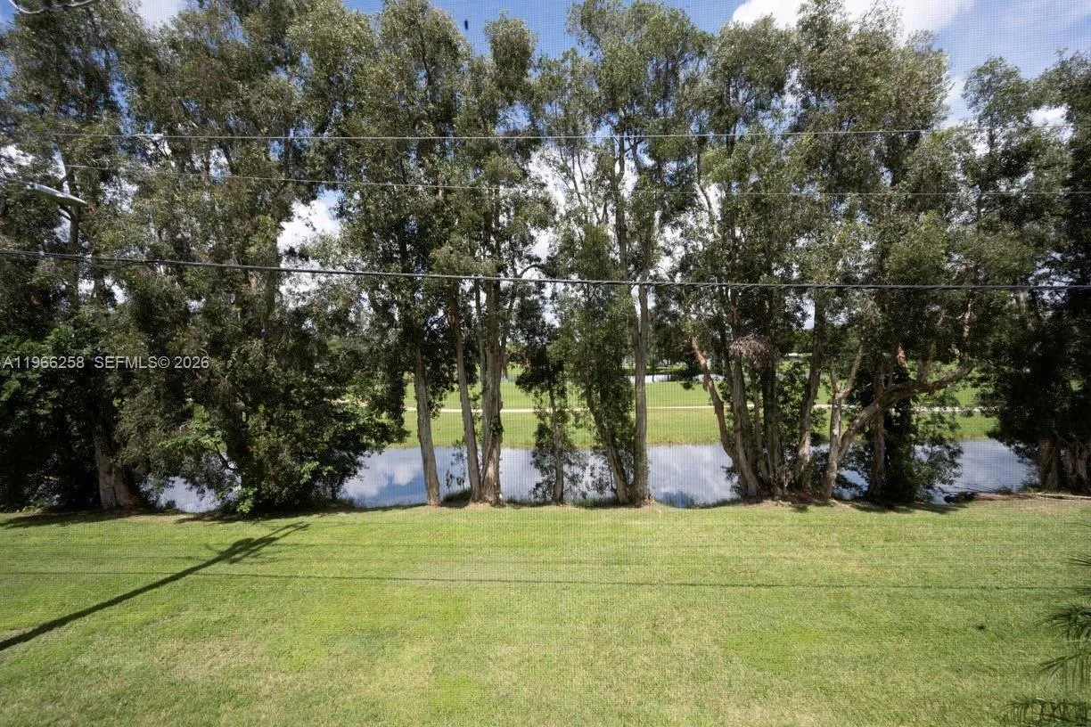 10537 Nw 11th St 202, Pembroke Pines, Florida 3302, Pembroke Pines, Florida 33026, 2 Bedrooms Bedrooms, ,2 BathroomsBathrooms,Residential Lease,For Rent,10537 Nw 11th St 202, Pembroke Pines, Florida 3302,A11966258