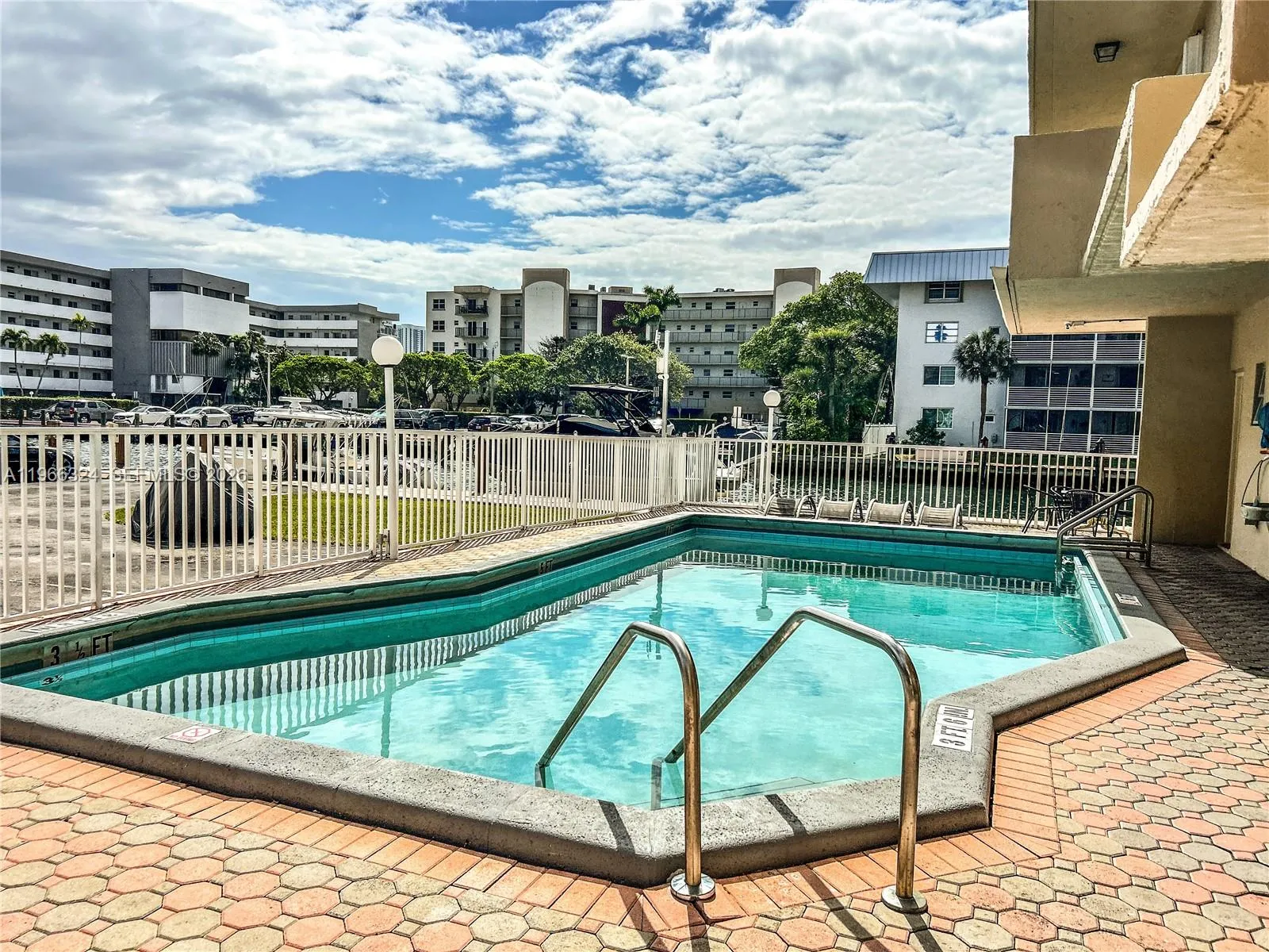 3860 Ne 170th St 311, North Miami Beach, Florida 3, North Miami Beach, Florida 33160, 1 Bedroom Bedrooms, ,1 BathroomBathrooms,Residential Lease,For Rent,3860 Ne 170th St 311, North Miami Beach, Florida 3,A11966324