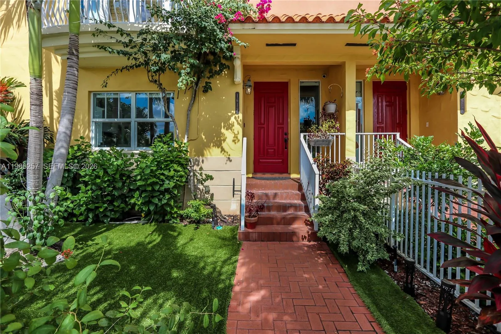 1619 Harrison St, Hollywood, Florida 33020, Hollywood, Florida 33020, 3 Bedrooms Bedrooms, ,2 BathroomsBathrooms,Residential,For Sale,1619 Harrison St, Hollywood, Florida 33020,A11966257