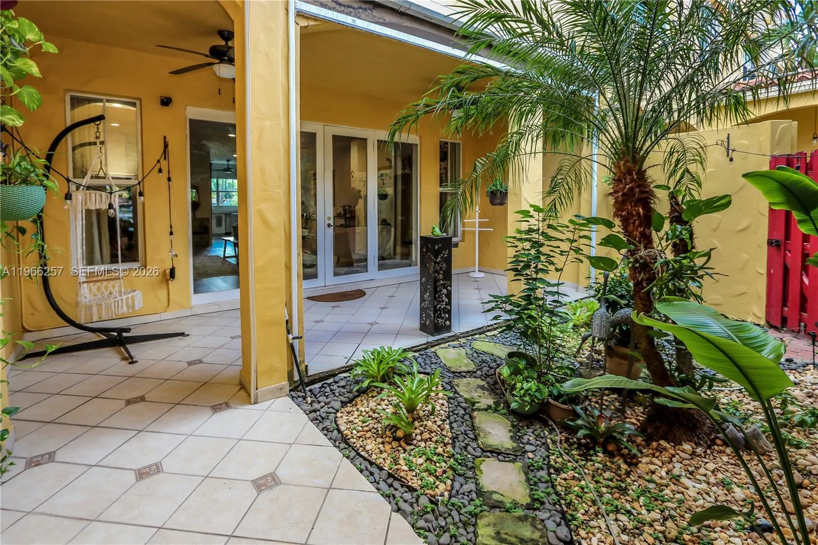 1619 Harrison St, Hollywood, Florida 33020, Hollywood, Florida 33020, 3 Bedrooms Bedrooms, ,2 BathroomsBathrooms,Residential,For Sale,1619 Harrison St, Hollywood, Florida 33020,A11966257