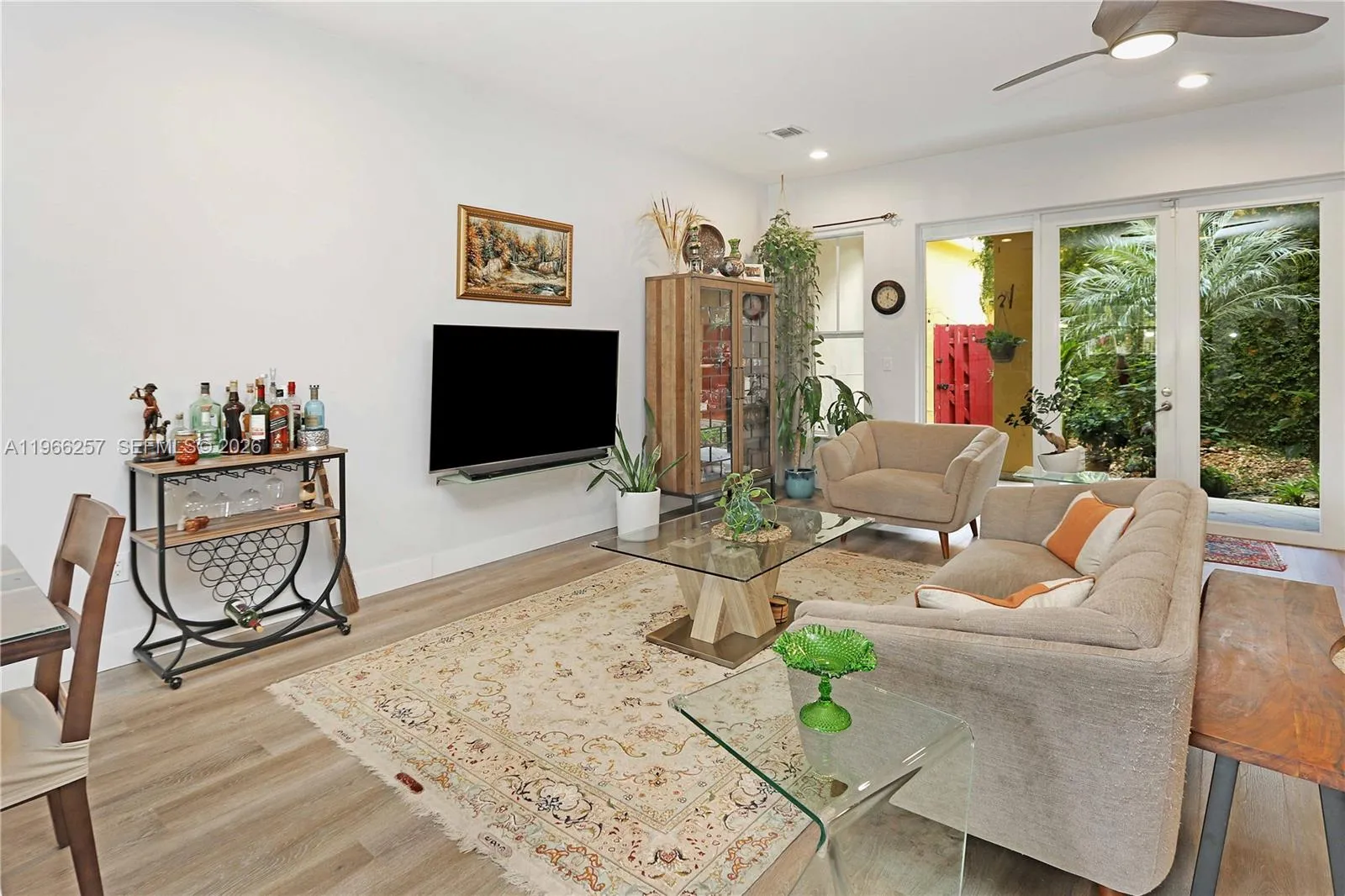 1619 Harrison St, Hollywood, Florida 33020, Hollywood, Florida 33020, 3 Bedrooms Bedrooms, ,2 BathroomsBathrooms,Residential,For Sale,1619 Harrison St, Hollywood, Florida 33020,A11966257