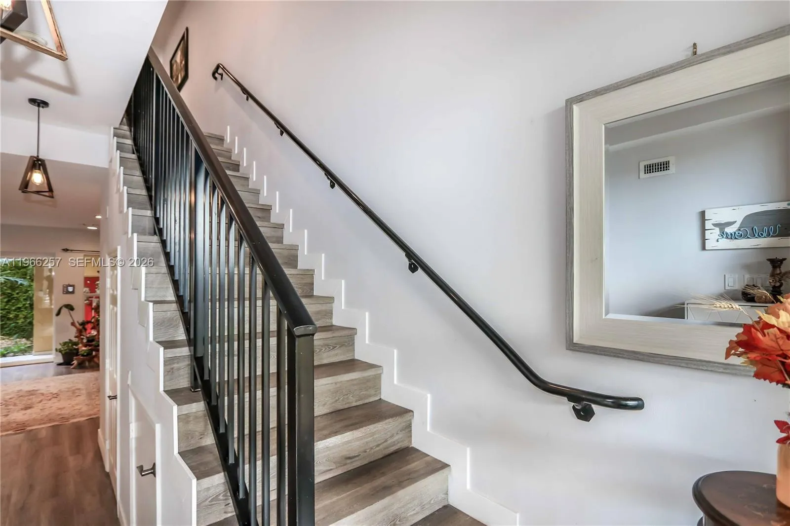 1619 Harrison St, Hollywood, Florida 33020, Hollywood, Florida 33020, 3 Bedrooms Bedrooms, ,2 BathroomsBathrooms,Residential,For Sale,1619 Harrison St, Hollywood, Florida 33020,A11966257