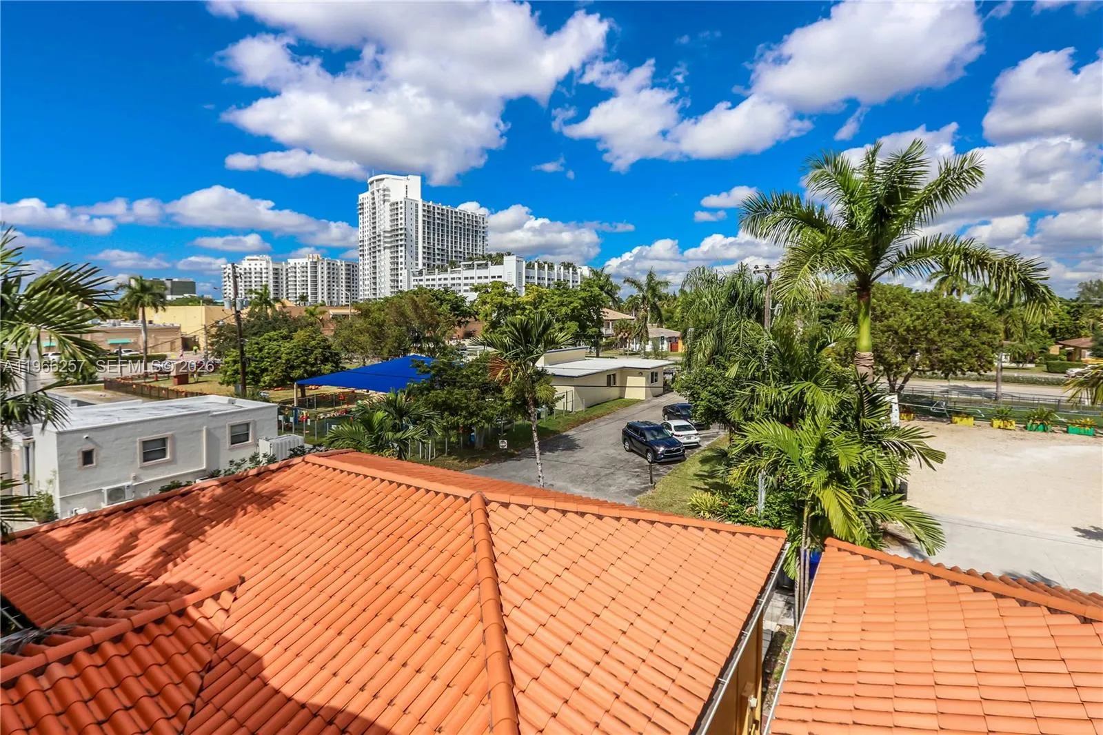 1619 Harrison St, Hollywood, Florida 33020, Hollywood, Florida 33020, 3 Bedrooms Bedrooms, ,2 BathroomsBathrooms,Residential,For Sale,1619 Harrison St, Hollywood, Florida 33020,A11966257