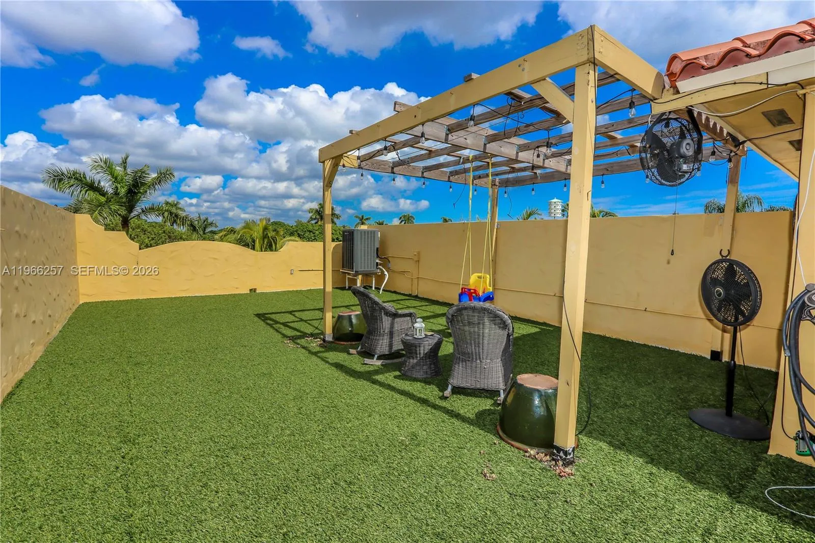 1619 Harrison St, Hollywood, Florida 33020, Hollywood, Florida 33020, 3 Bedrooms Bedrooms, ,2 BathroomsBathrooms,Residential,For Sale,1619 Harrison St, Hollywood, Florida 33020,A11966257