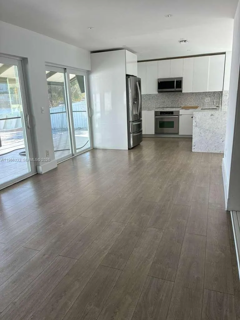 11705 Nw 12th 11705, Pembroke Pines, Florida 33026, Pembroke Pines, Florida 33026, 3 Bedrooms Bedrooms, ,2 BathroomsBathrooms,Residential Lease,For Rent,11705 Nw 12th 11705, Pembroke Pines, Florida 33026,A11966333