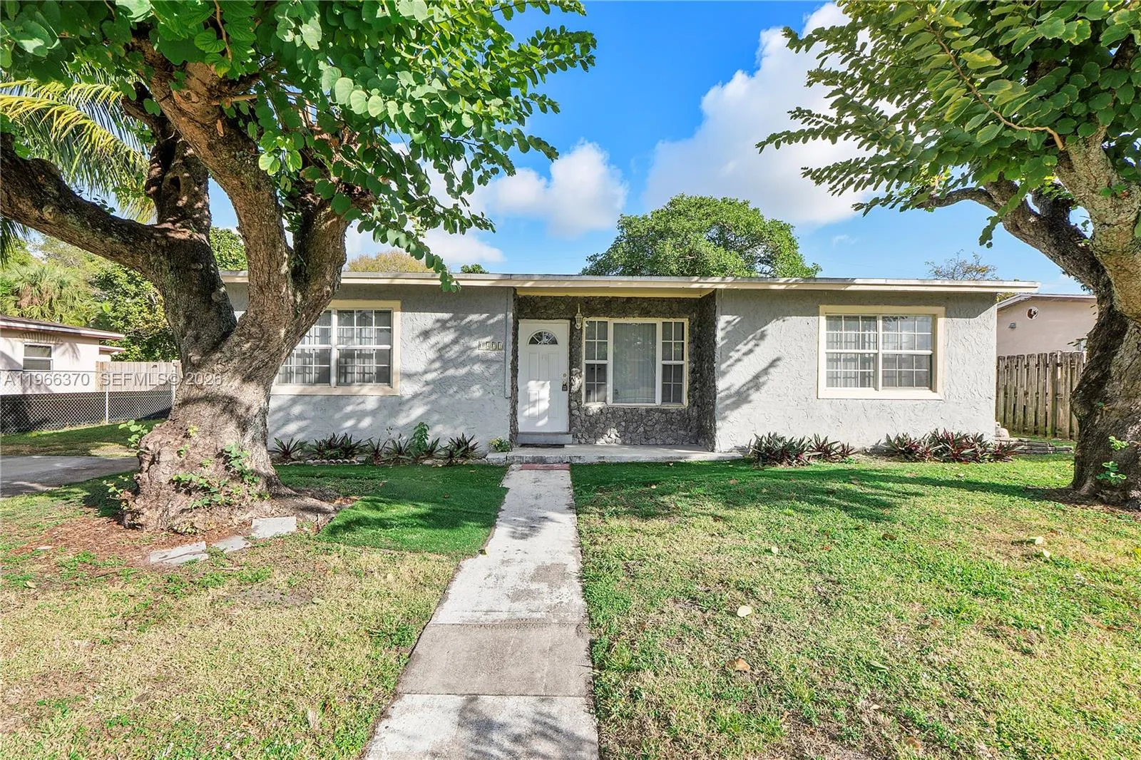 3471 Nw 1st Ct, Lauderhill, Florida 33311, Lauderhill, Florida 33311, 3 Bedrooms Bedrooms, ,2 BathroomsBathrooms,Residential,For Sale,3471 Nw 1st Ct, Lauderhill, Florida 33311,A11966370