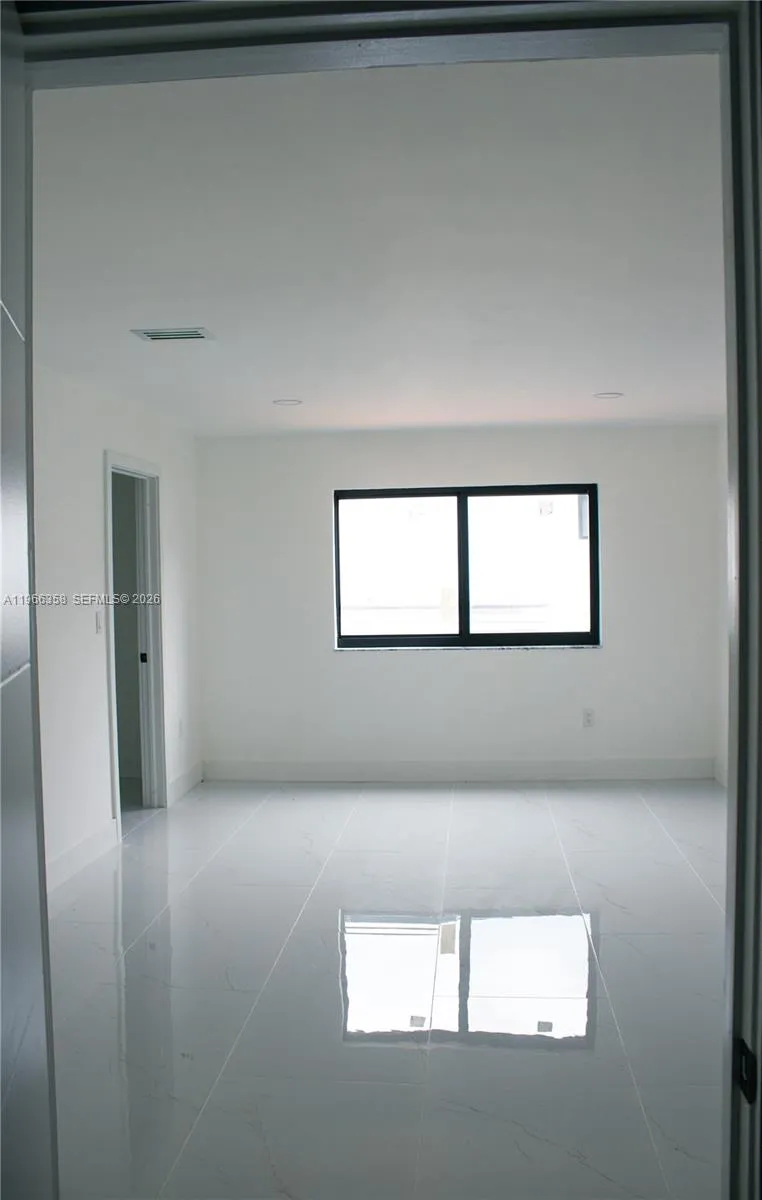 10433 Sw 118th Ct, Miami, Florida 33186, Miami, Florida 33186, 4 Bedrooms Bedrooms, ,3 BathroomsBathrooms,Residential,For Sale,10433 Sw 118th Ct, Miami, Florida 33186,A11966358