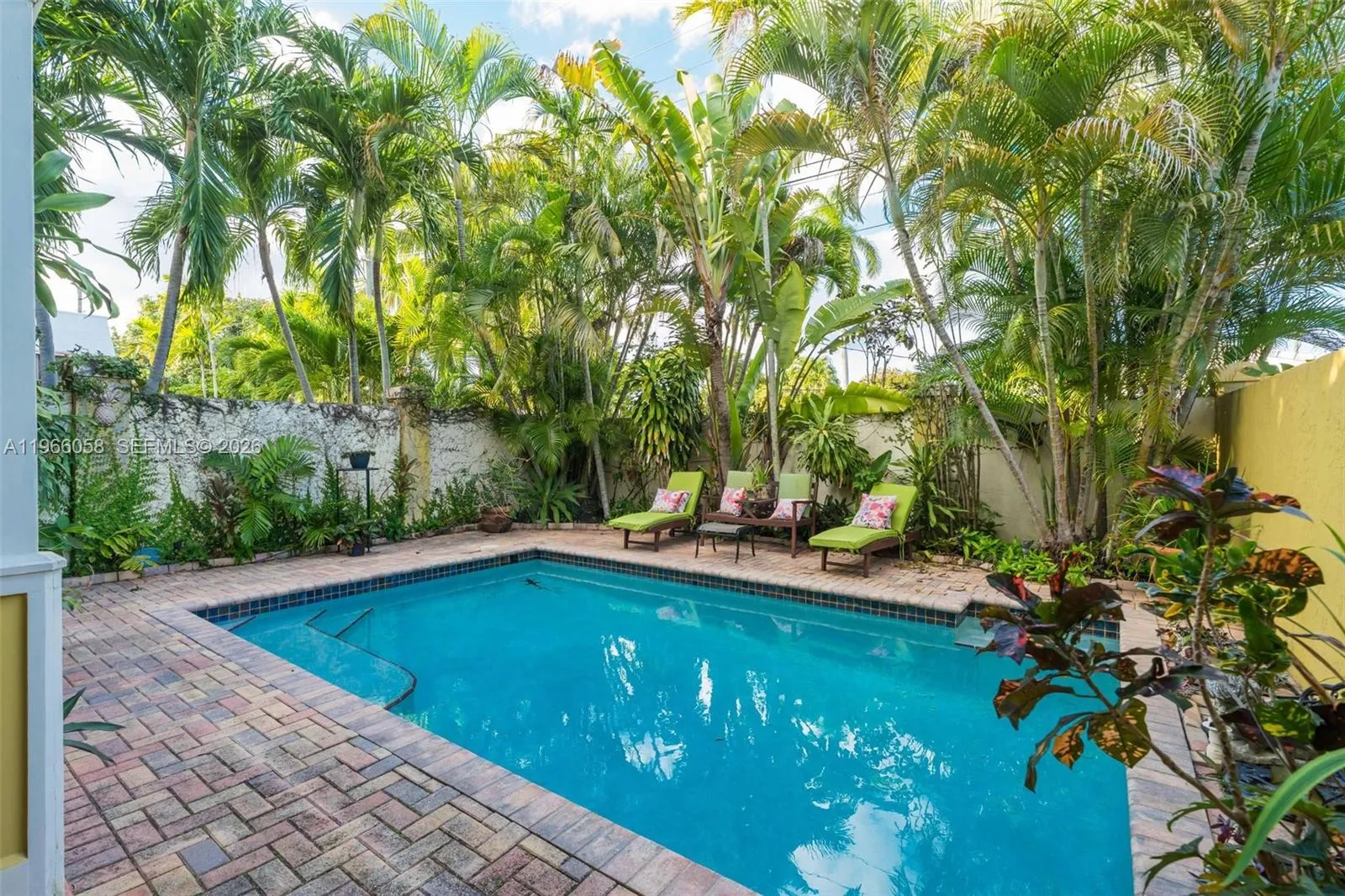 423 Ne 23rd St, Wilton Manors, Florida 33305, Wilton Manors, Florida 33305, 3 Bedrooms Bedrooms, ,2 BathroomsBathrooms,Residential,For Sale,423 Ne 23rd St, Wilton Manors, Florida 33305,A11966058